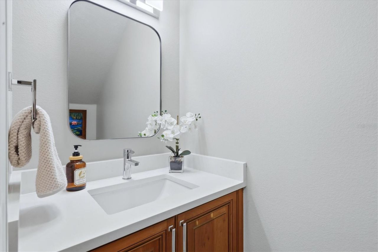 712 Granada Avenue, Unit 2, Venice, FL 34285 Photo