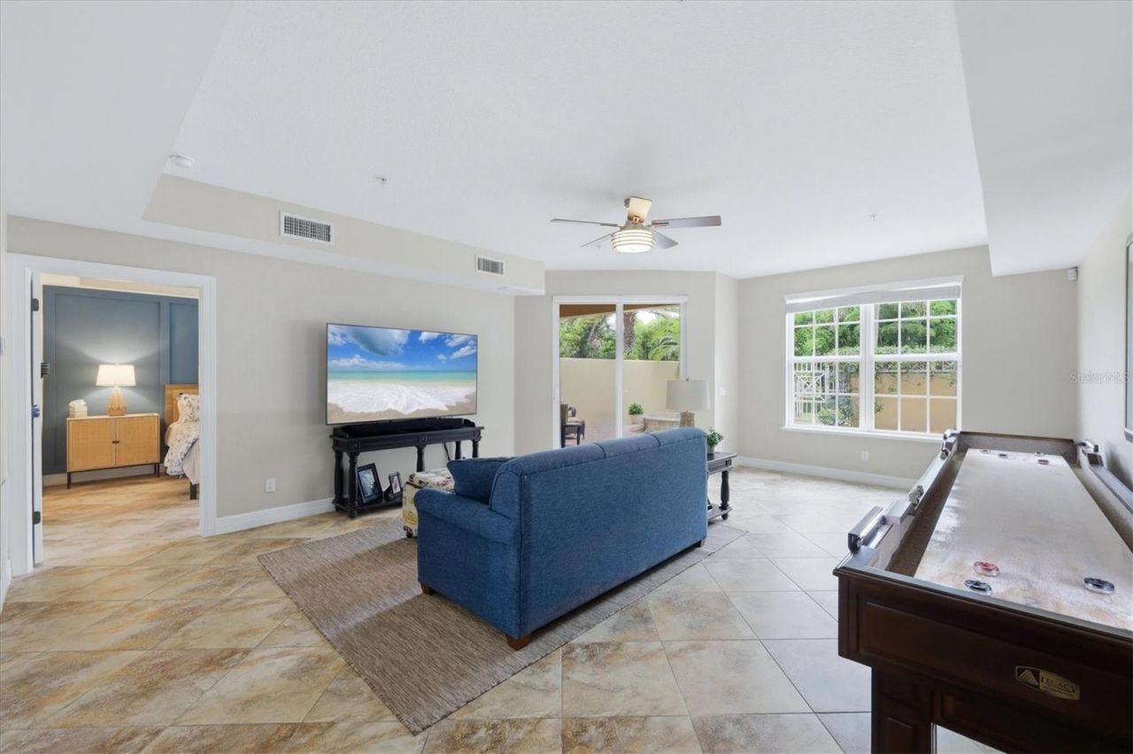 712 Granada Avenue, Unit 2, Venice, FL 34285 Photo