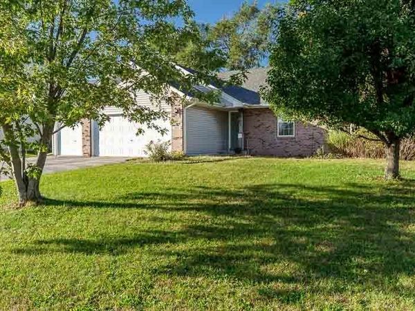 645 Winfield Drive , South Beloit, IL 61080
