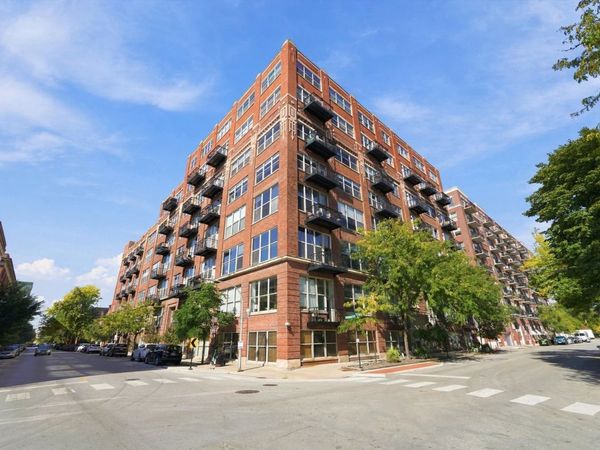 1500 W Monroe Street , Unit 525, Chicago, IL 60607