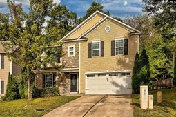 473 Denman Loop  photo 4