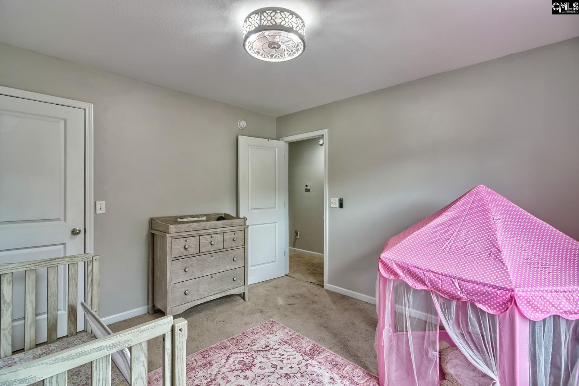 473 Denman Loop  Photo 22