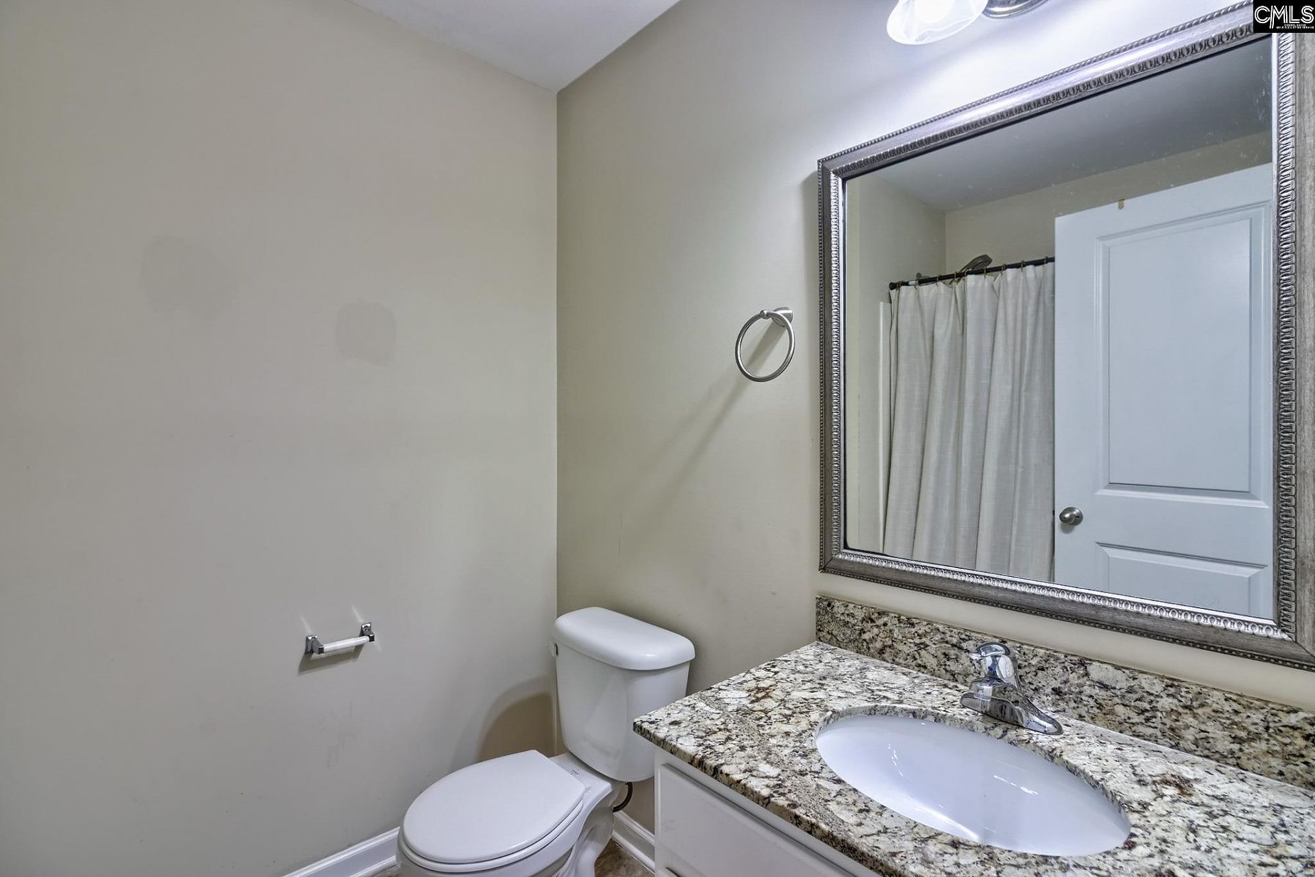 473 Denman Loop  Photo 23