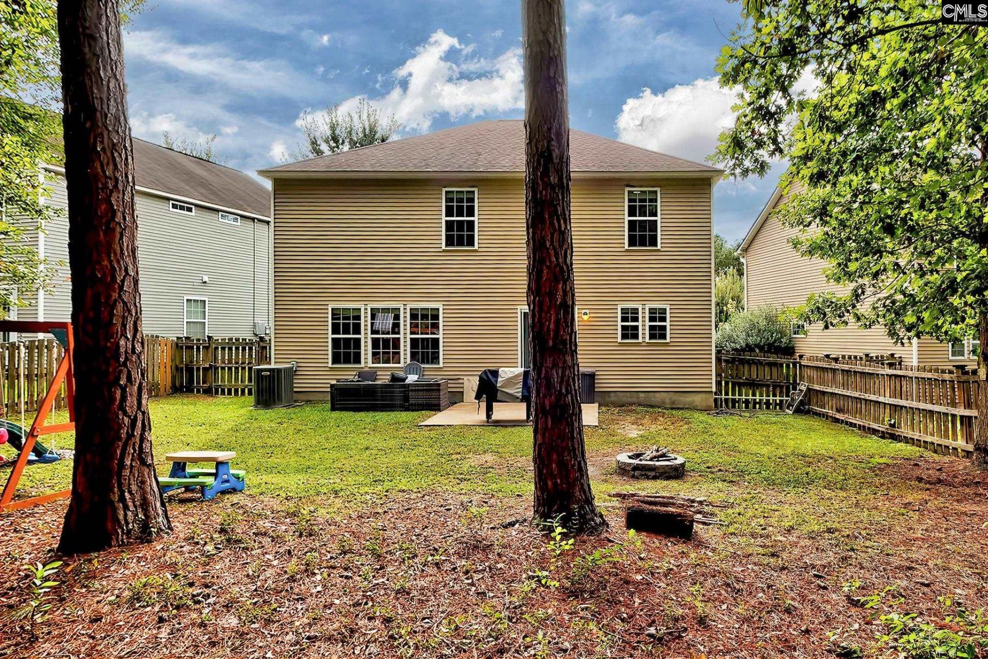 473 Denman Loop  Photo 29