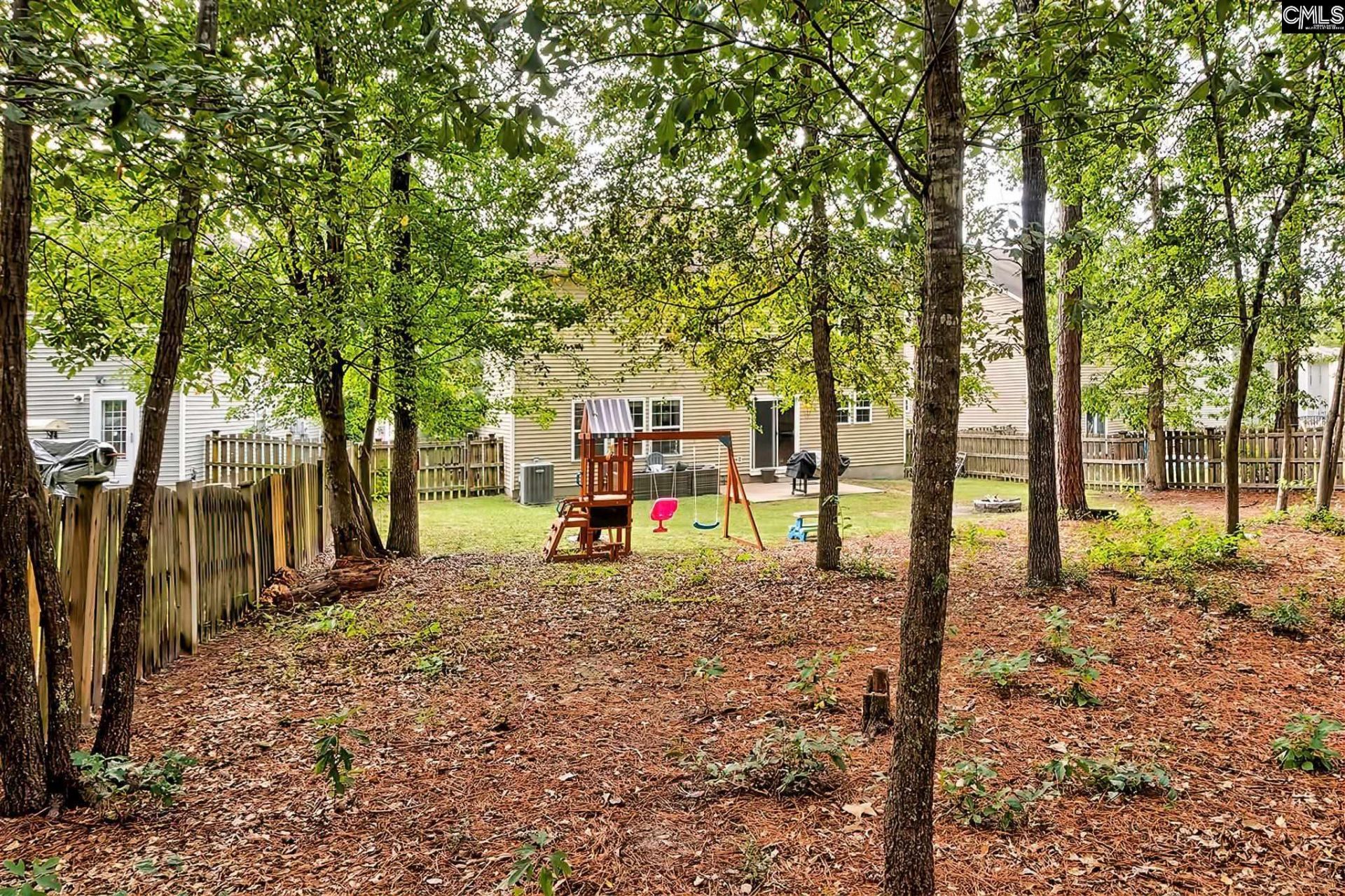 473 Denman Loop  Photo 30