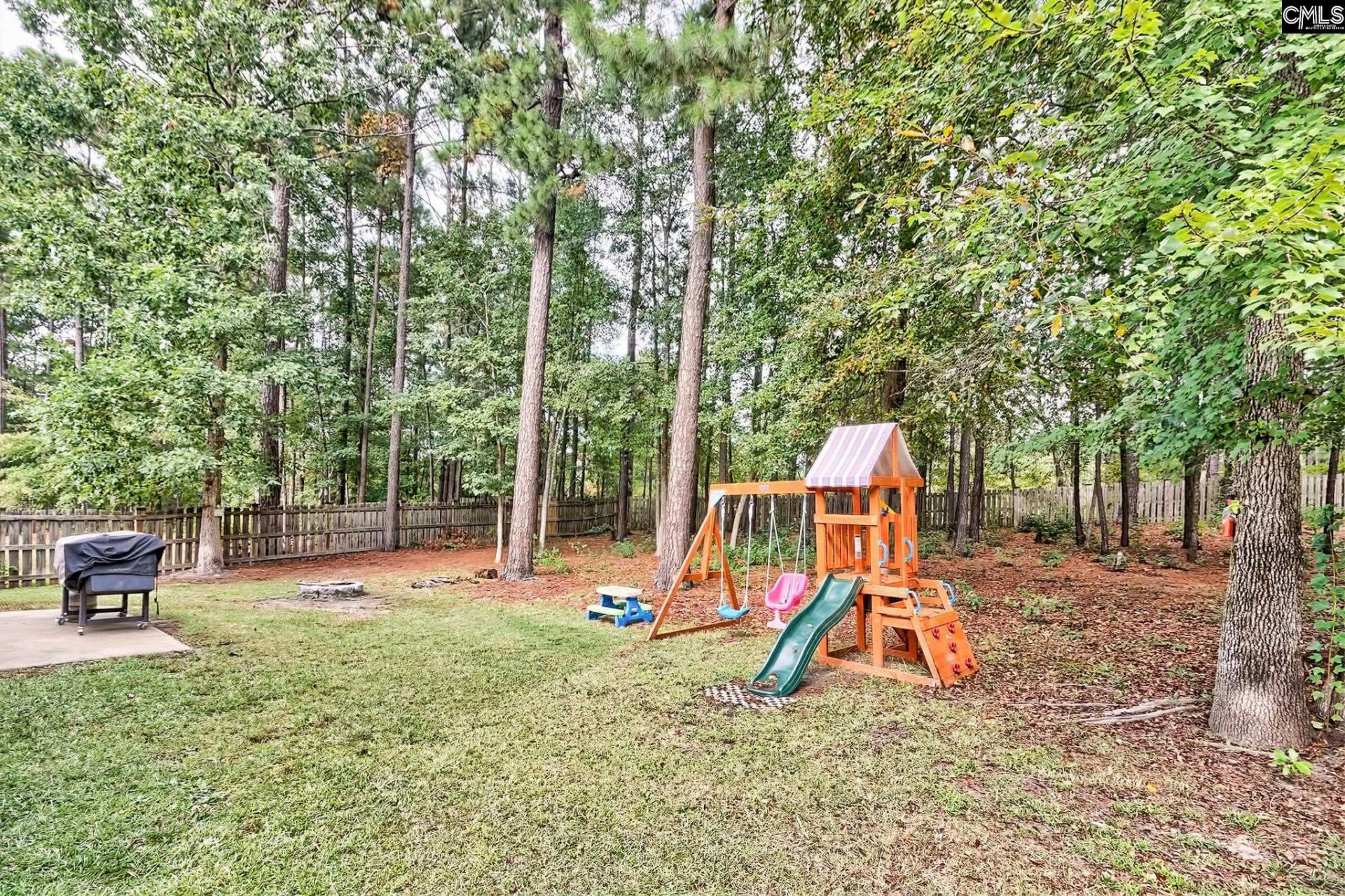 473 Denman Loop  Photo 31