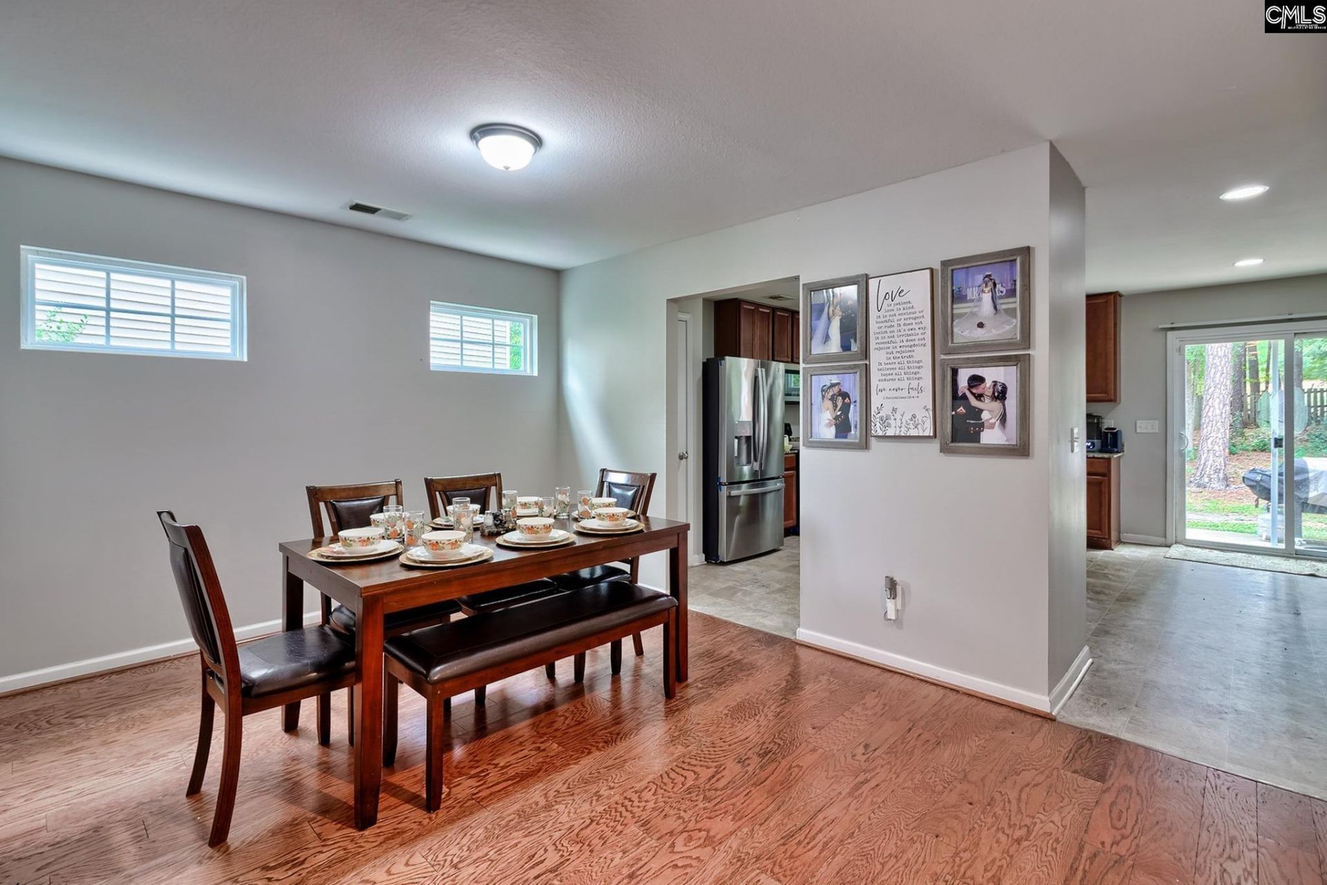 473 Denman Loop  Photo 4