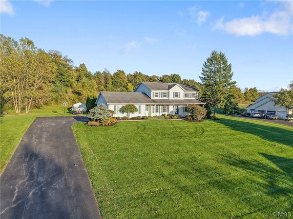 5414 Anvil Drive, Camillus, NY 13031