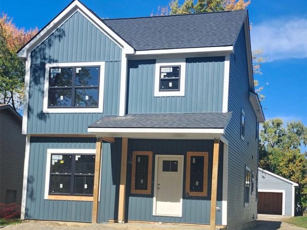 2700 VENDOME Avenue , Rochester Hills, Mi 48309