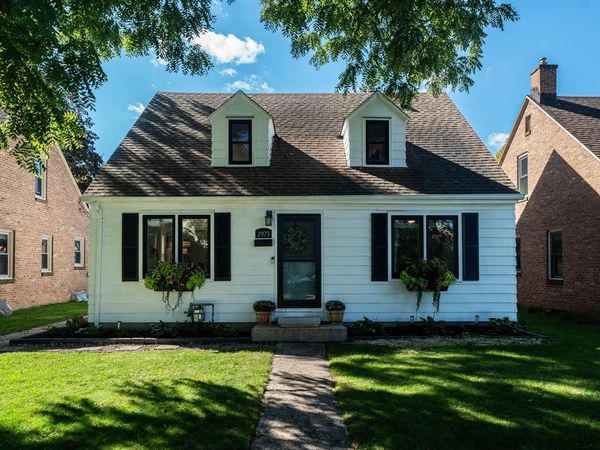 2973 N 79th STREET, Milwaukee, WI 53222
