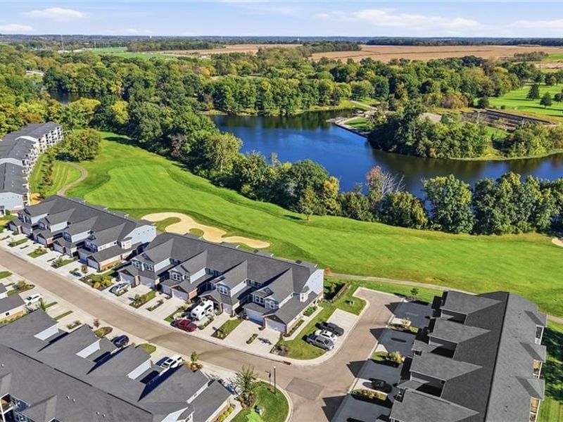 4425 Waters Edge Lane, Lebanon, OH 45036 Photo 2