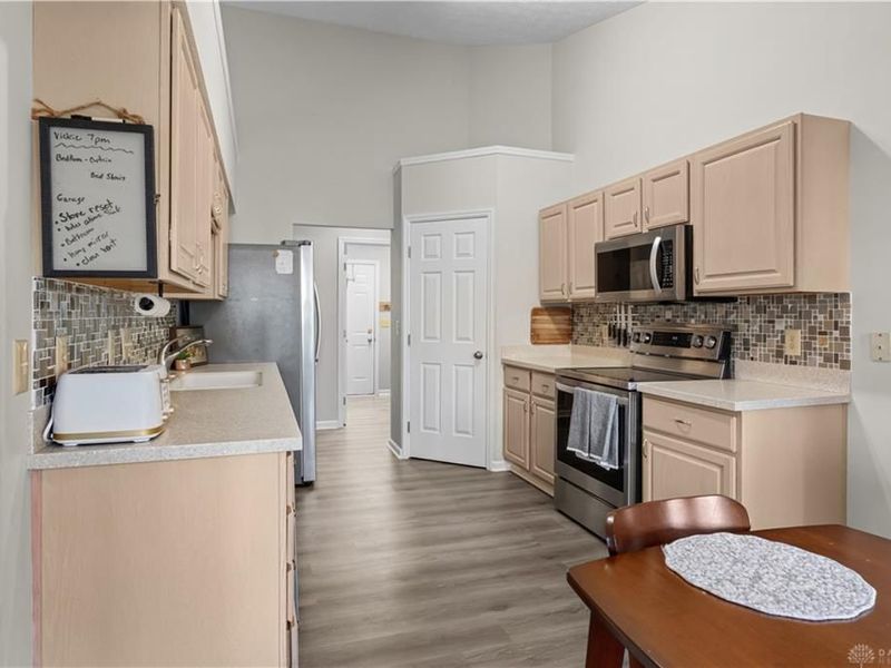 1461 Ashworth Court, Centerville, OH 45459 Photo 14