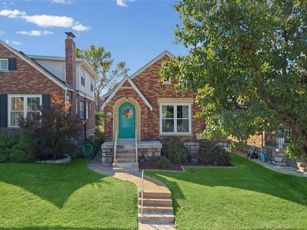 5718 Mardel Avenue , St Louis, MO 63109