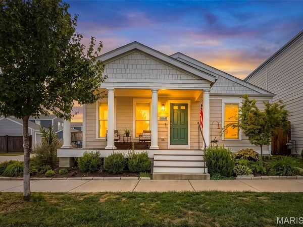 6002 Suntan Drive, St Charles, MO 63301