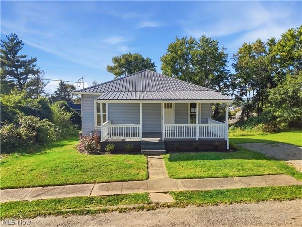 515 Warwick Avenue, Zanesville, OH 43701