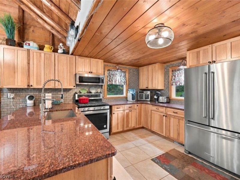 11018 Harmon Road, Berlin Heights, OH 44814 Photo 9