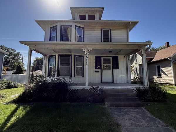 1611 South Street, Burlington, IA 52601