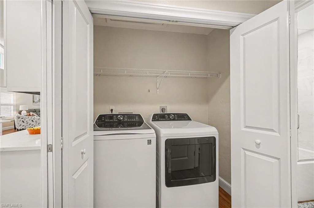 579 Park Shore Dr W, Unit I1, Naples, FL 34103 Photo