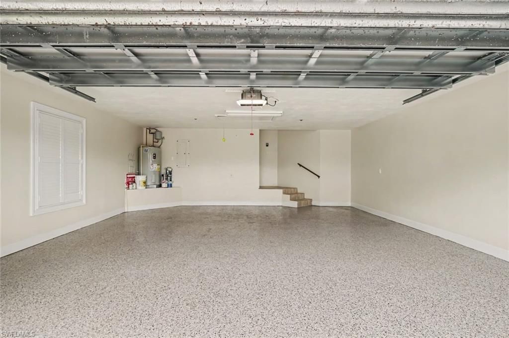 579 Park Shore Dr W, Unit I1, Naples, FL 34103 Photo