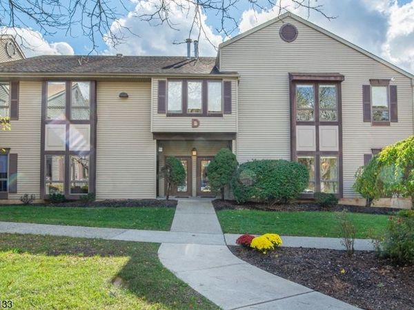 150 River Road, D4, Montville, NJ 07045