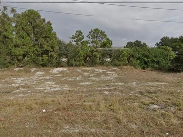 3004 44th ST SW, LEHIGH ACRES, FL 33976