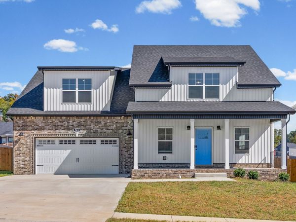 709 Carillo Dr , Clarksville, TN 37040