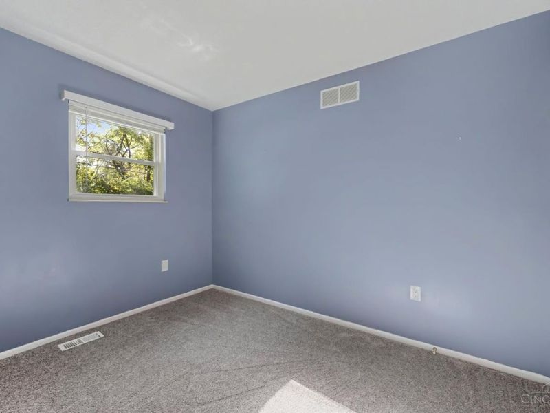 306 Wakefield Avenue, Loveland, OH 45140 Photo 11