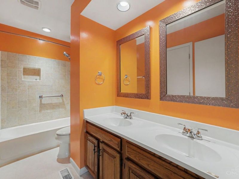 306 Wakefield Avenue, Loveland, OH 45140 Photo 12