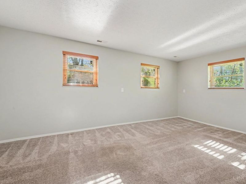 306 Wakefield Avenue, Loveland, OH 45140 Photo 13