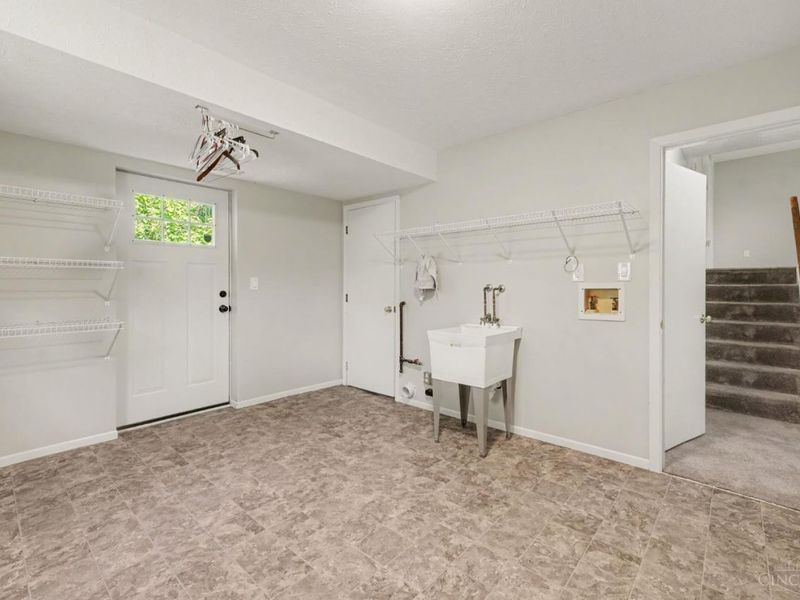 306 Wakefield Avenue, Loveland, OH 45140 Photo 14