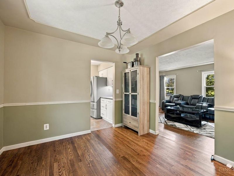 1946 Edgewater Drive, Springfield Township, OH 45240 Photo 7