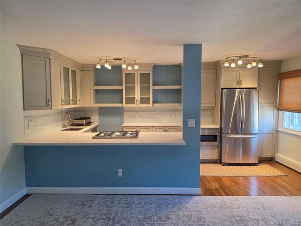 240 S Broadway, Unit 2D, Tarrytown, NY 10591