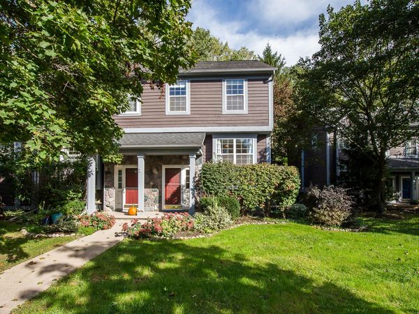 230 Lyn Anne Court, Ann Arbor, MI 48103