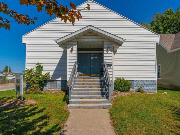 800 Pulaski Street, Lincoln, IL 62656