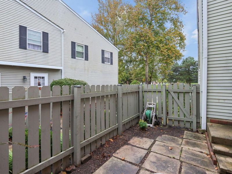 2548 Home Acre Drive, Unit 43, Columbus, OH 43231 Photo 28
