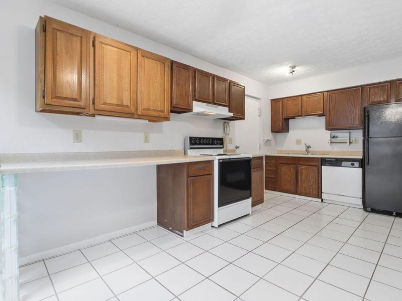 2548 Home Acre Drive, Unit 43, Columbus, OH 43231 Photo 9