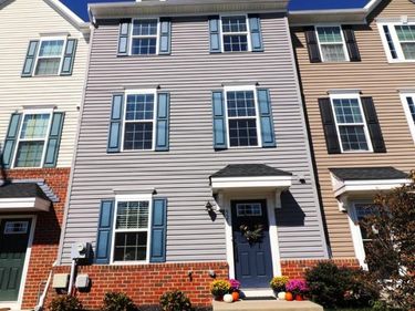 525 E UNION STREET, WEST CHESTER, PA 19382