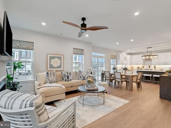 5 CEDAR CIRCLE, Unit 3, LEVITTOWN, PA 19055