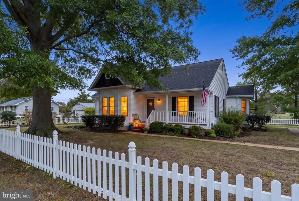 105 PIER STREET E, OXFORD, MD 21654