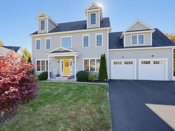 190 Hannah Dr, Northbridge, MA 01588