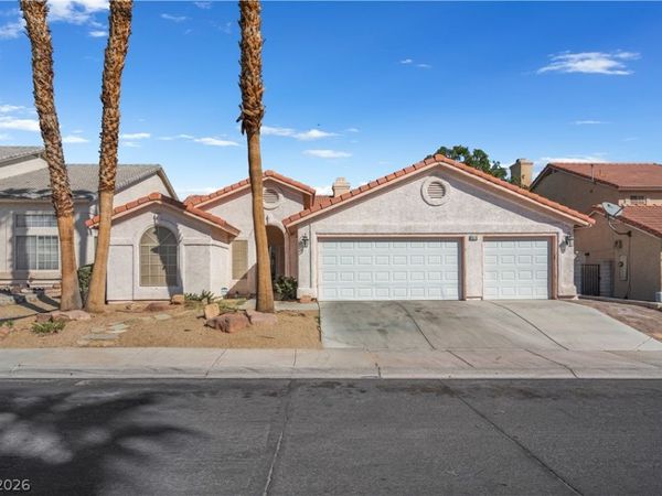 6576 Goldencreek Way , Las Vegas, NV 89108