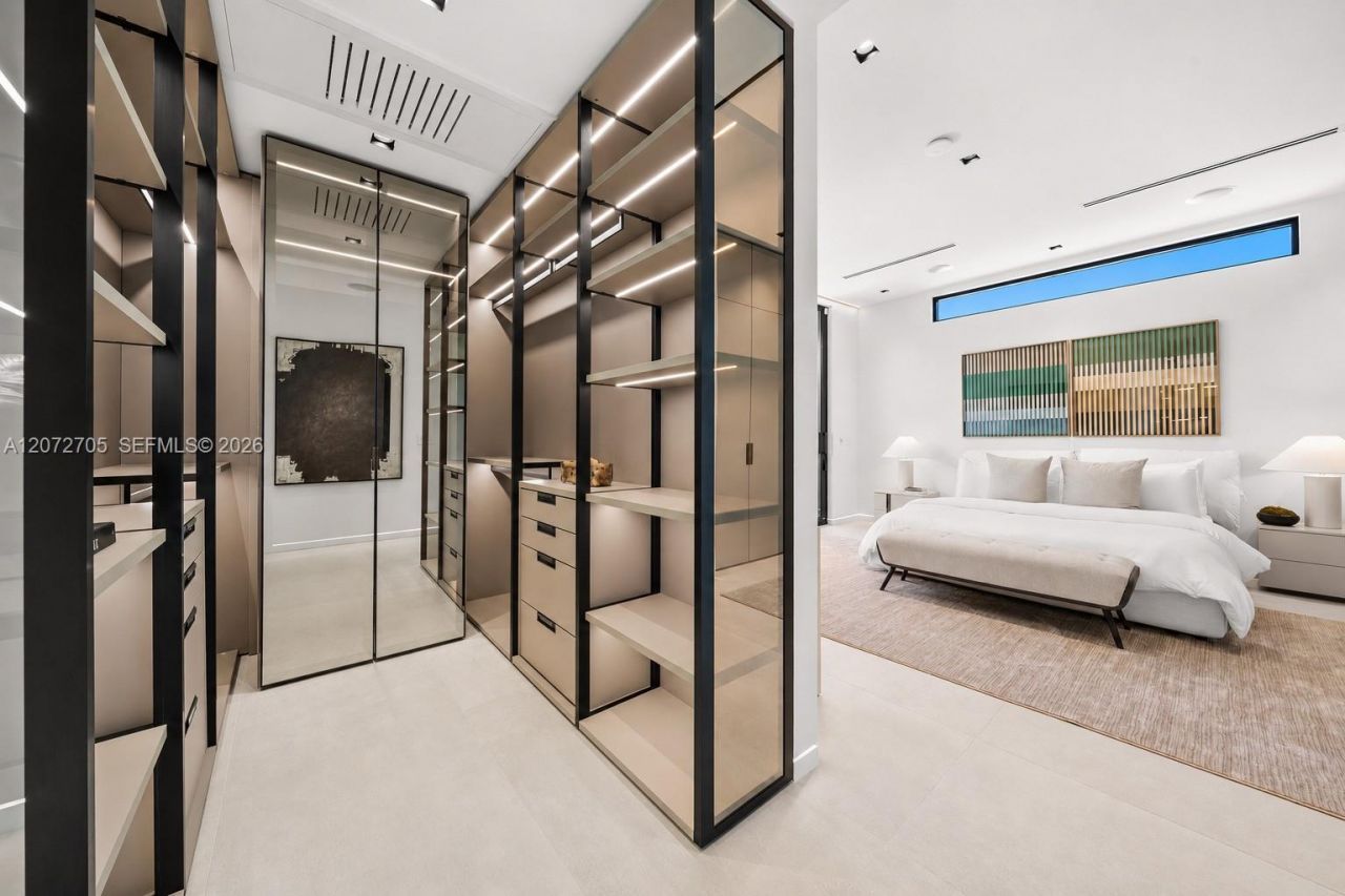 Please Call For Address, Miami Beach, FL 33141 Photo
