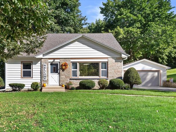 6523 347th AVENUE, Burlington, WI 53105