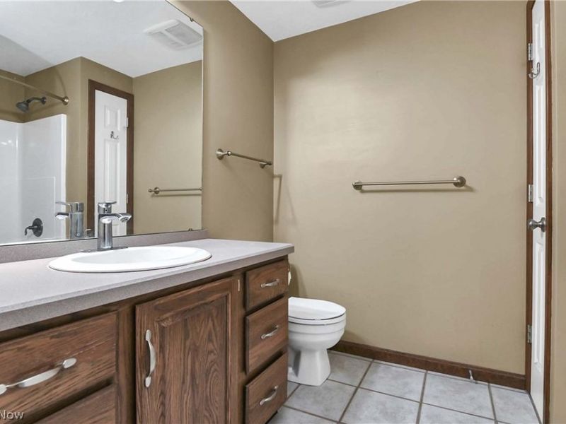 32372 Orchard Park Drive, Avon Lake, OH 44012 Photo 35