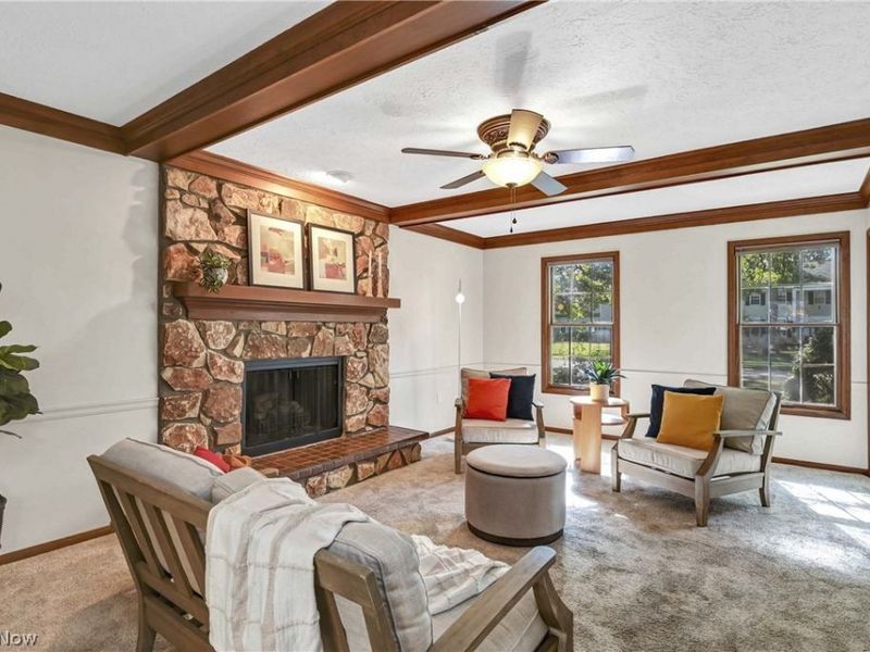 32372 Orchard Park Drive, Avon Lake, OH 44012 Photo 4