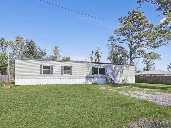 41518 Danny Rd, Prairieville, LA 70769