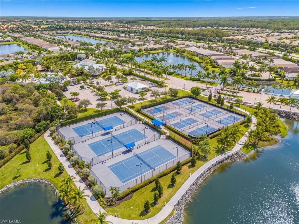 28024 Seasons Tide Ave, Bonita Springs, FL 34135 Photo