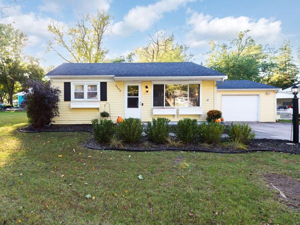 3200 Baylis Drive, Ann Arbor, MI 48108