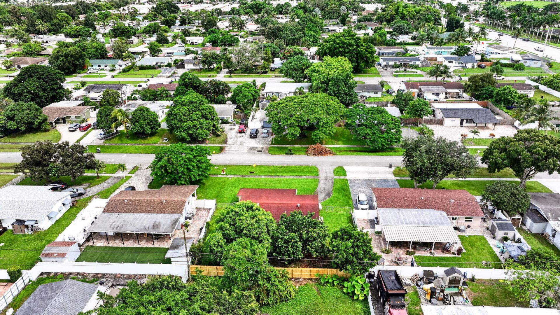 913 Jamaican Drive, West Palm Beach, FL 33415 Photo