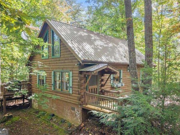 726 Cherry Lake Drive, Blue Ridge, GA 30513